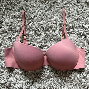 Victoria’s Secret Incredible bra